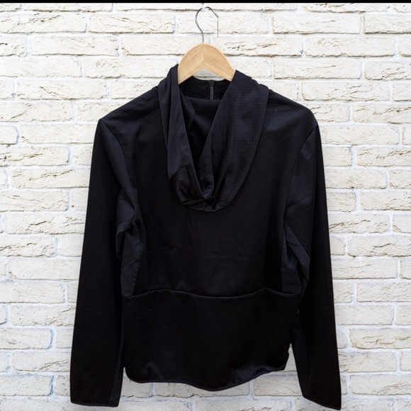 NWT ASICS Mens Knit Grid FLC QTR Zip Pullover Hoodie - Black Size Small - Picture 2 of 6